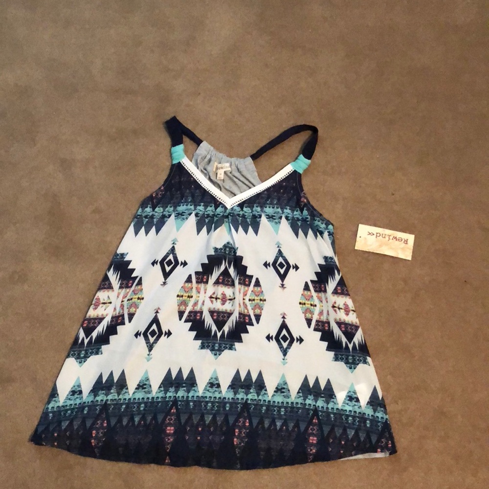 NWT Aztec print top